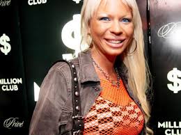 Raj za ljubitelje house in balkan glasbe