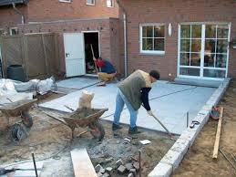 Die terrasse ist der eingangsbereich des gartens und sollte somit auch einen einladenden eindruck hinterlassen. Einen Neuen Garten Anlegen Initialzundung Fur Ihr Grunes Paradies