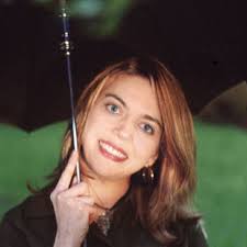 Laura Hage's Instagram, Twitter & Facebook