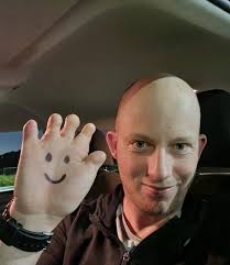 DL, 23, 29, NT Jess, 12, VIC