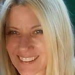 Lisa Coluzzi's Instagram, Twitter & Facebook