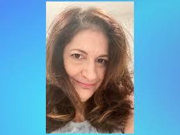 Deborah Aviles's Instagram, Twitter & Facebook