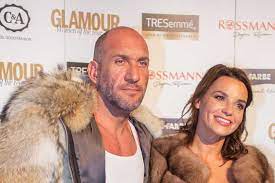 A buszon több utas is megsérült, ahogy berki felesége is, aki a. Krisztian Berki And Mazsi Wore Their Dress At The Glamor Gala Of Many People The Hungarian Star