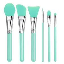 75 Odd But Brilliant Gifts To Get The Person Who Has Everything Silicone Makeup Makeup Brush Set Makeup Brushes