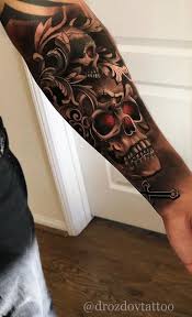 Tatuagem De Caveira Conheca Os Seus Significados E Variacoes Armtatowierung Caveira Conhe In 2020 Unterarm Tattoo Unterarm Tattoo Mann Tattoo Vorlagen Arm