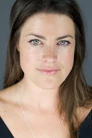 Lily Hall's Instagram, Twitter & Facebook