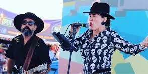 Minnie and The Moonrakers