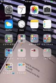 Pin By Montserrat On Barrios2460 Homescreen Iphone Iphone App Layout Homescreen