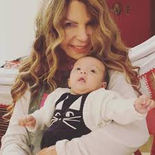 Olinda nº 1 (hino do elefante) 5. Elba Ramalho Mostra Rostinho Da Neta E Baba Princesa Quem Quem News