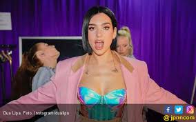 Последние твиты от dua lipa (@dualipa). Dua Lipa Terkesan Pada Penggemar Di Indonesia Jpnn Com