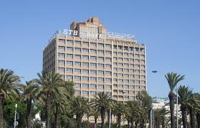 Elle devient la première femme maghrébine à remporter un tournoi sur le circuit wta. Societe Tunisienne De Banque Wikipedia