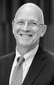 Trick play scores love of a lifetime for UT alumni