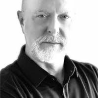 Robert Vallee's Instagram, Twitter & Facebook