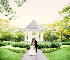 Hunting Down A Place For Your Wedding Photoshoot Location But Have No Idea Where To Go Here S Our Wedding Photoshoot Pre Wedding Photoshoot Pavillion Wedding