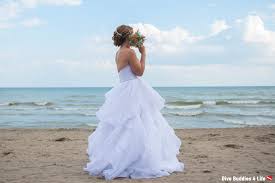 How to tear strips from a wedding dress for bouquets. A Scuba Diver S Dream Wedding Dive Buddies 4 Life