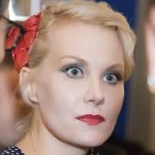 Создать мем "Как страшно жить (Как страшно жить, рената литвинова ...