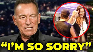 The Muddle (September-29-2019) Singing: Because The Night by Bruce  Springsteen' & Patty Smith