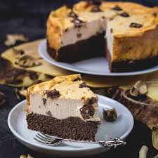 In diesem fall sind es proteinreiche schwarze bohnen, die den brownies ihre unglaubliche saftigkeit verleihen, ohne dass du sie auch nur ansatzweise rausschmeckst. Protein Kasekuchen Mit Schokolade Protein Cheesecake With Chocolate Danifitlifestyle Protein Kasekuchen Protein Kuchen Gesund Backen