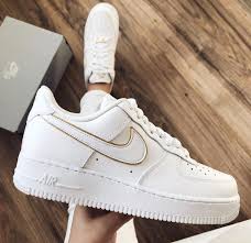 Golden Details Airforce1 Nike Nikeairforce1 Low Love Hype Hypebeast Sneakers White Gold Loganpaul Follow Love Sneakers Fashion Cute Nike Shoes Hype Shoes