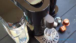 You all know what a coffee hound i am. Starbucks Verismo V Brewer Review Can Pods Convert A Coffee Snob Slashgear
