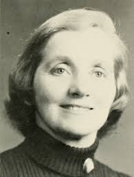 Iris Holland's Instagram, Twitter & Facebook