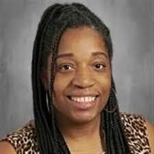 Traci James's Instagram, Twitter & Facebook