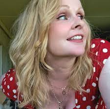 Kaitlin Helm's Instagram, Twitter & Facebook