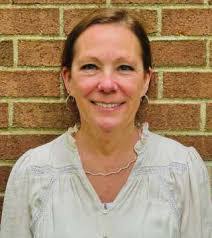 Colleen Darcy's Instagram, Twitter & Facebook