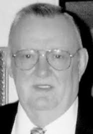 Charlie Beal's Instagram, Twitter & Facebook