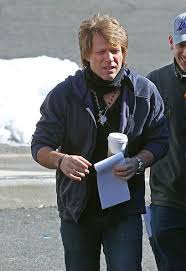 Jon Bon Jovi Photos Jon Bon Jovi On Set Of New Year S Eve Jon Bon Jovi Bon Jovi Movie Stars