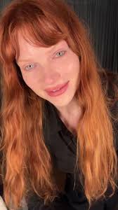 Outfit Ideas for Eating Chicken Wings