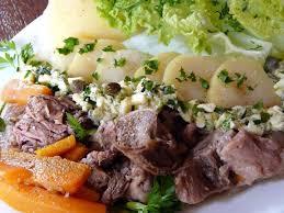 Tete De Veau Sauce Ravigote Lilizen Cuisine Recettes De Cuisine Tete De Veau Plats Cuisines