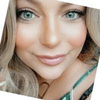 Danielle Lanza's Instagram, Twitter & Facebook