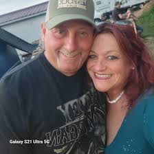 Shaboozey... my wife doesn't even pay attention to me anymore. The other  day, I couldn't find her. She dropped me a pin. I had to pick her up  somewhere near "5th street".