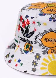 Adidas Bucket Hat Black And White Adidas Bucket Hat Outfit Women Adidas Bucket Hat In 2020 Outfits With Hats Bucket Hat Outfit Cute Hats