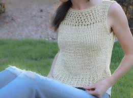Sis Orgu Yazlik Askili Bluz Modeli Yapimi Mimuu Com Suveter Desenleri Krose Orgu