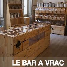 Le Bar A Vrac C Est Un Bar Epicerie 100 Sans Emballage Un Bar Engage Ou Vous Pourrez Faire Vos Modele De Magasin De Detail Magasin Vrac Amenagement Magasin