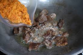 Goreng rebus kukus bakar panggang tumis. Sambal Daging Hitam Juadah Raya Yang Sangat Sedap Azie Kitchen