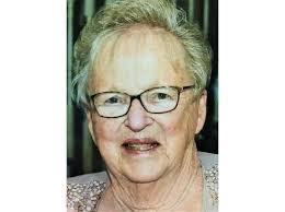 Carol Colucci's Instagram, Twitter & Facebook