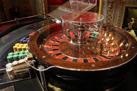 File:Baden-Baden-Kurhaus-Casino-32-Roulette-gje.jpg - Wikimedia Commons