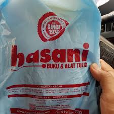 Hi besties!jadi di video kali ini nayfa beli alat tulis wiggle di alfamart, alat tulisnya bagus, lucu2, warna warni dan seru banget. Photos A Kedai Buku Hasani Librairie