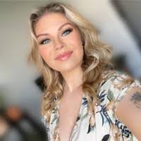 Becky Swan's Instagram, Twitter & Facebook