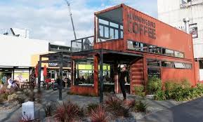 Re Start Christchurch Nz A Pop Up Shopping District Via Recycled Shipping Containers In An Earthquake Devastated Area Arquitetura Casa Cubo Luz