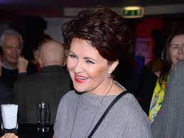Ile ma lat i skąd pochodzi? Jolanta Kwasniewska Wyglada Zachwycajaco Na Jaw Wyszla Rewelacyjna Dieta Pierwszej Damy