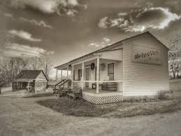 Shoal Creek Living...