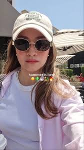 Abbey Fernandez's Instagram, Twitter & Facebook