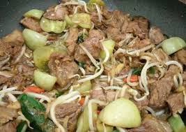 Resep tumis daging cabe ijo enak dan praktis dapat anda lihat pada video slide berikut ini. Resep Oseng Oseng Daging Kecambah Cabe Ijo Kuraskulkas Yang Luar Biasa