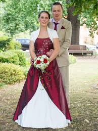 Maybe you would like to learn more about one of these? Brautmodeoutlet Bautzen Brautmode Discount De Capitain Outlet Gmbh