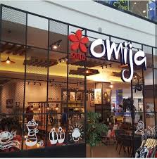 Cari harga per biji donat, yaitu 30.000 : Beli 6 Picture Of Omija Cafe Tangerang Tripadvisor