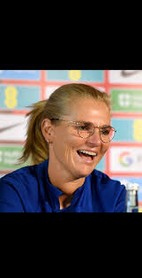 Beth Mead and Alessia Russo